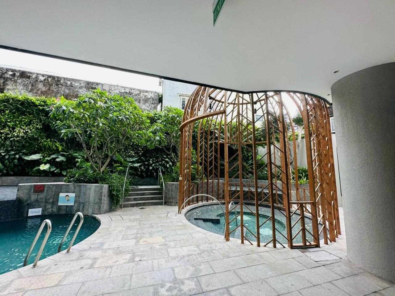 Luxury 2 Or 3Br Apartment In Dist 1 N Pool, Gym, Airport Pickup Ho Chi Minh City Exterior photo