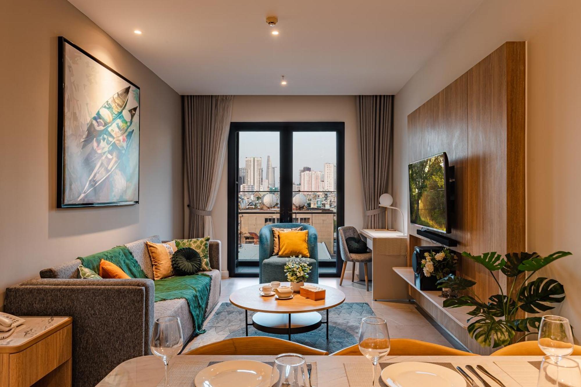 Luxury 2 Or 3Br Apartment In Dist 1 N Pool, Gym, Airport Pickup Ho Chi Minh City Exterior photo