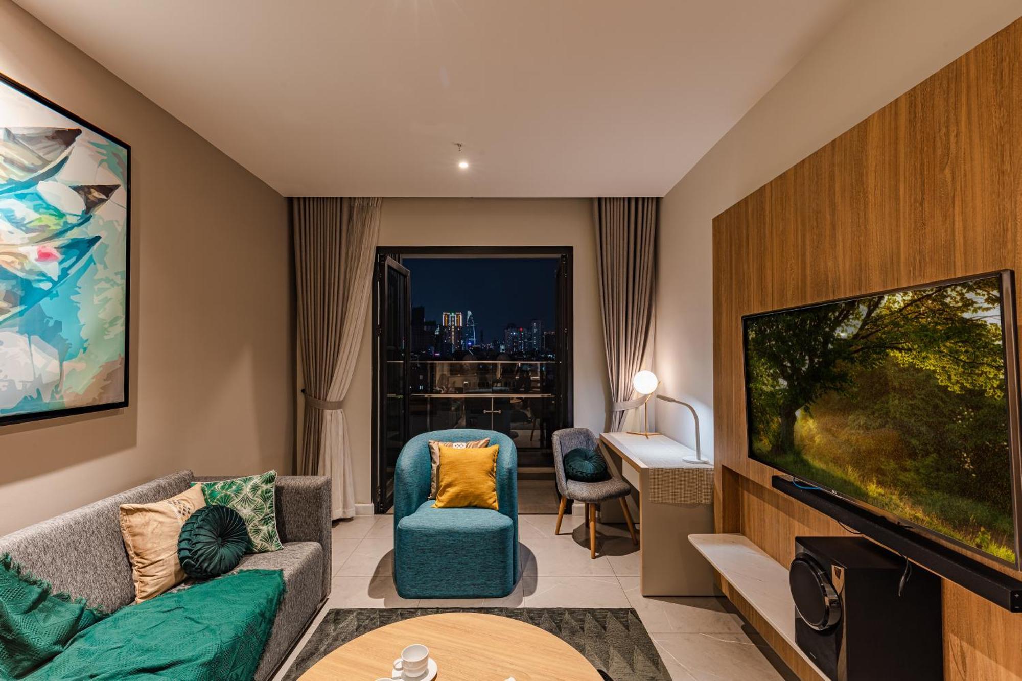 Luxury 2 Or 3Br Apartment In Dist 1 N Pool, Gym, Airport Pickup Ho Chi Minh City Exterior photo